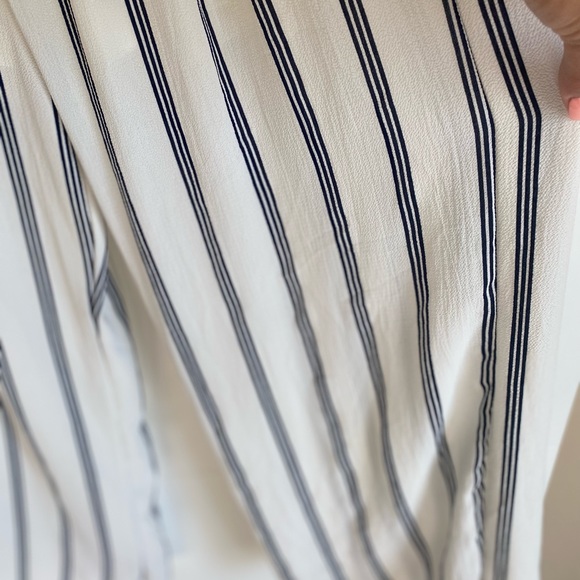 Womens Off the Shoulder Jumpsuit in White with Navy Pinstripe Size XL-must have! - Picture 7 of 7